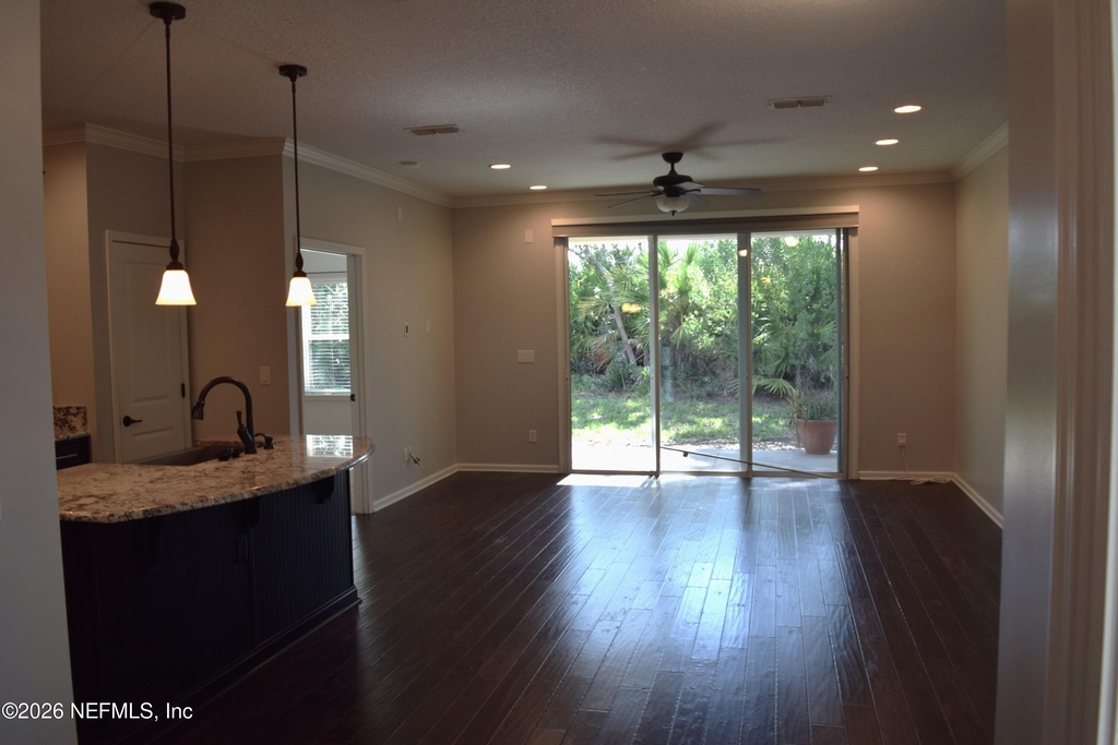 247 Amistad Drive - Photo 4