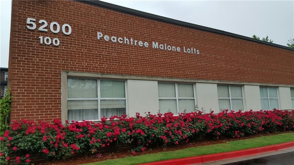 5200 Peachtree Street - Photo 1
