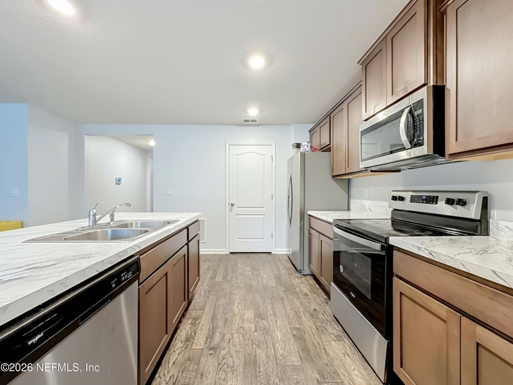 75346 Bridgewater Drive - Photo 3