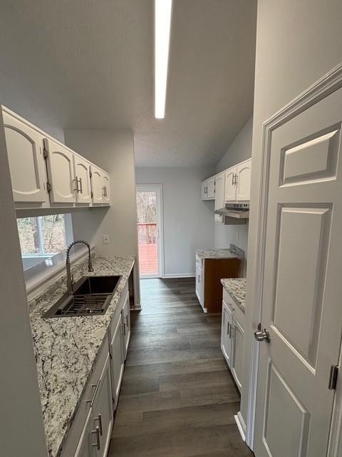 782 Fox Valley Drive - Photo 3