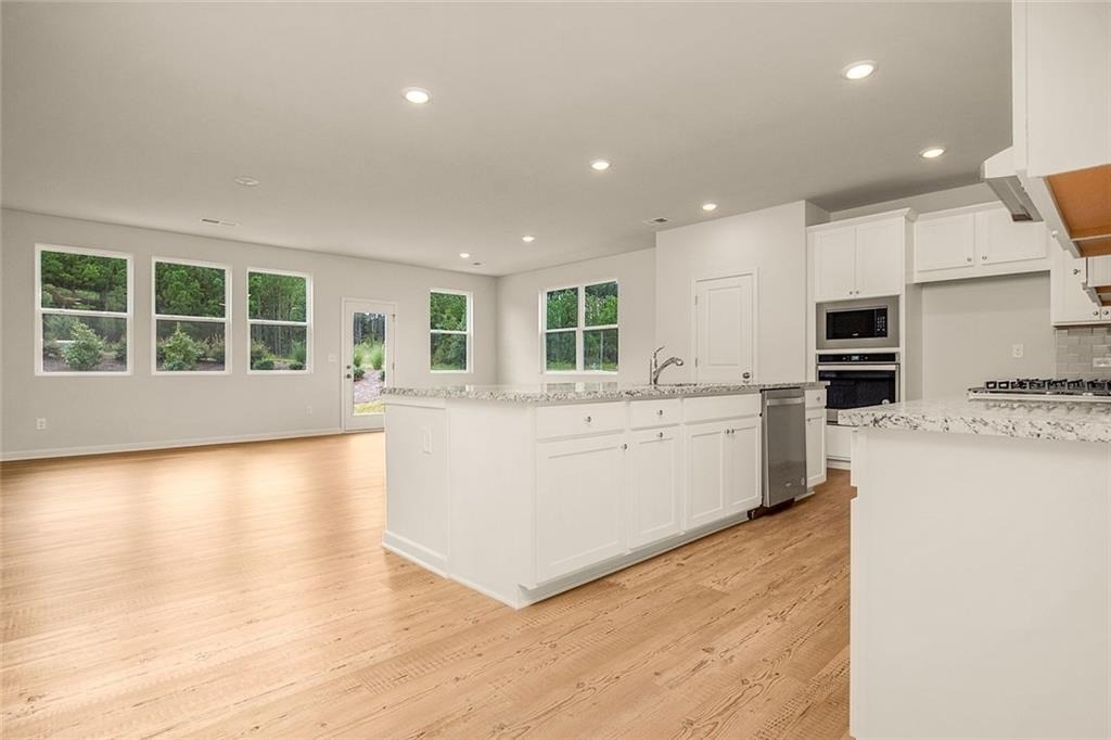 410 Point Place Drive - Photo 3