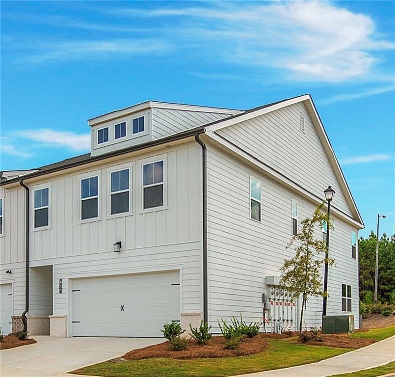 410 Point Place Drive - Photo 1