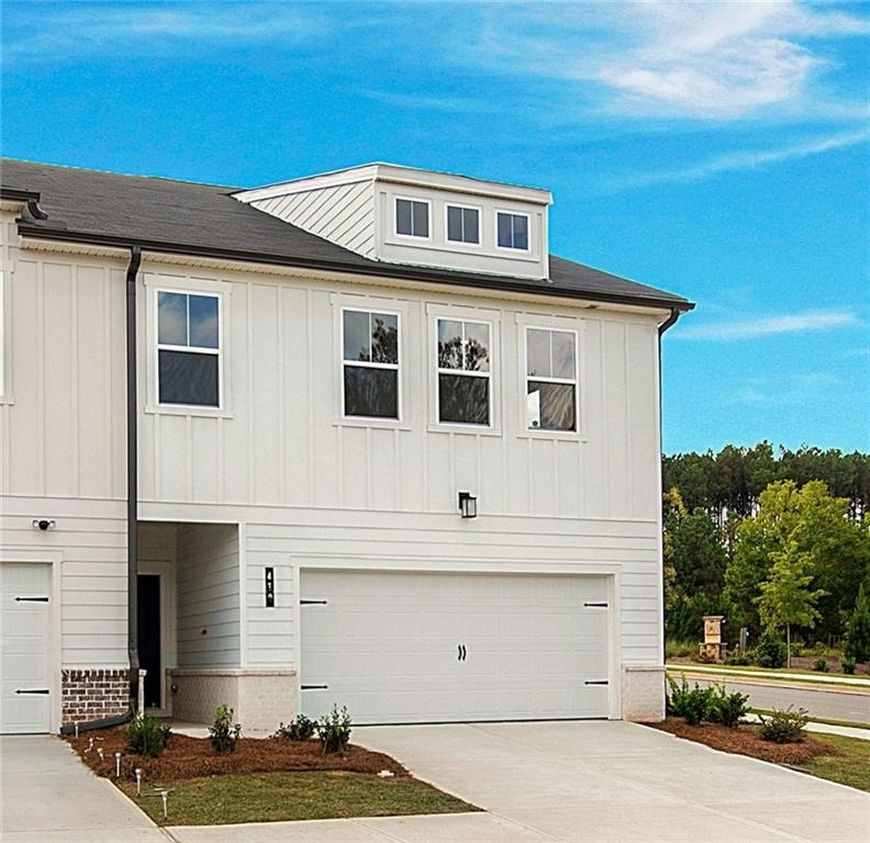 410 Point Place Drive - Photo 0
