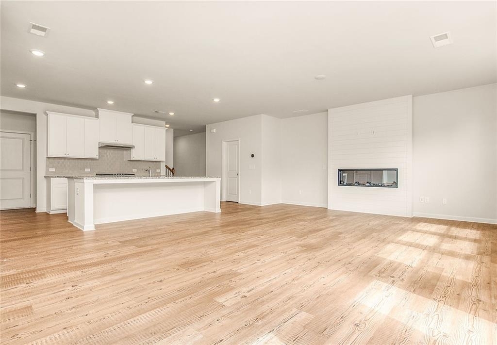 410 Point Place Drive - Photo 9