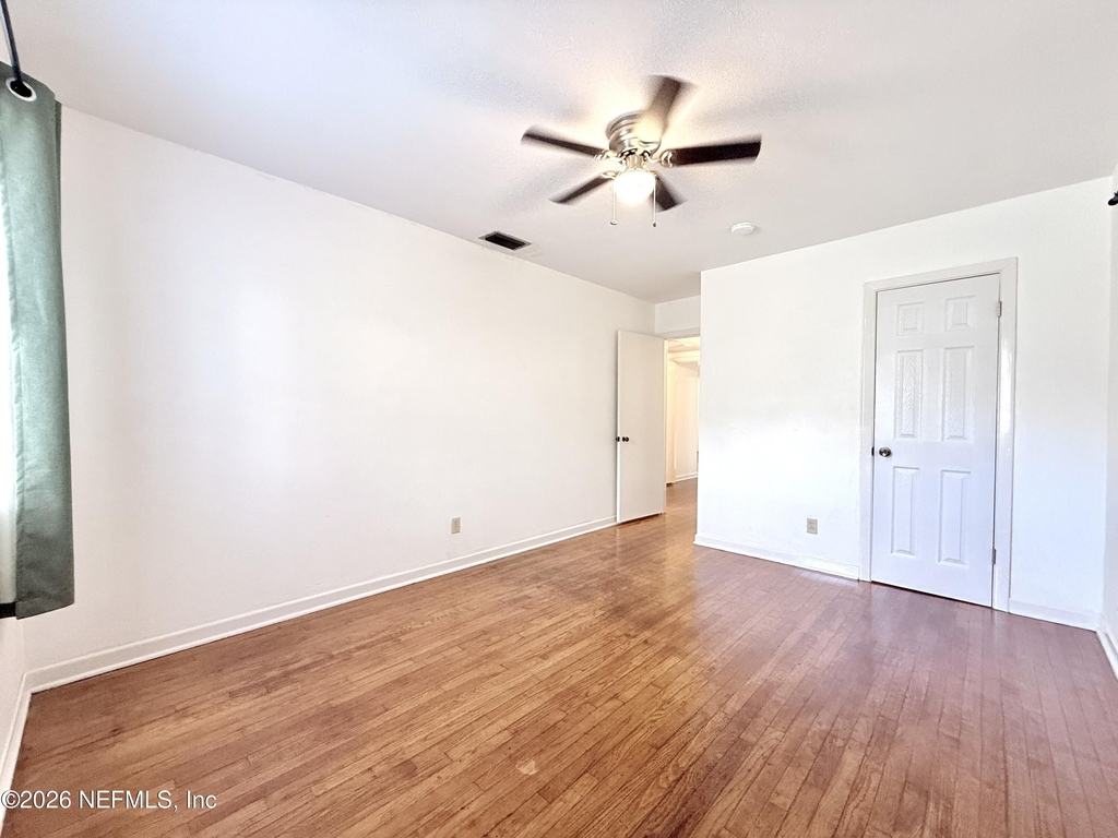 5632 Oliver Street - Photo 17