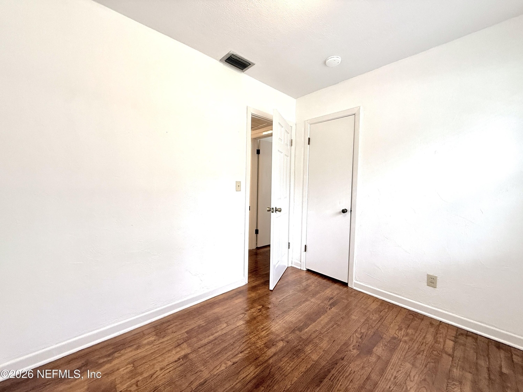 5632 Oliver Street - Photo 13