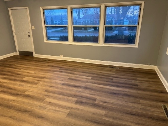 7100 Wilson Terrace - Photo 3