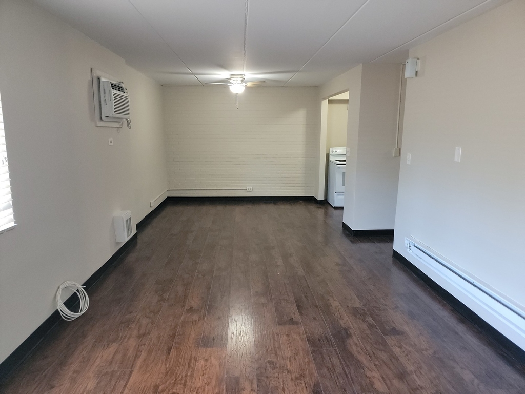 7432 Washington Street - Photo 2