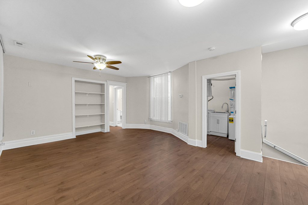 6424 S Ingleside Avenue - Photo 4