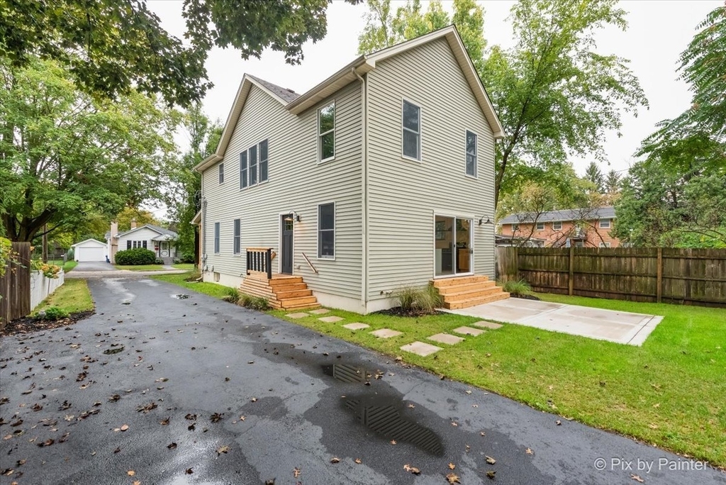 518 Illinois Street - Photo 2
