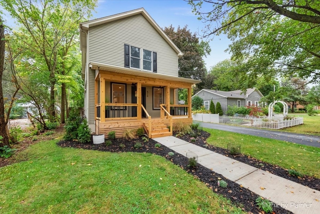 518 Illinois Street - Photo 0