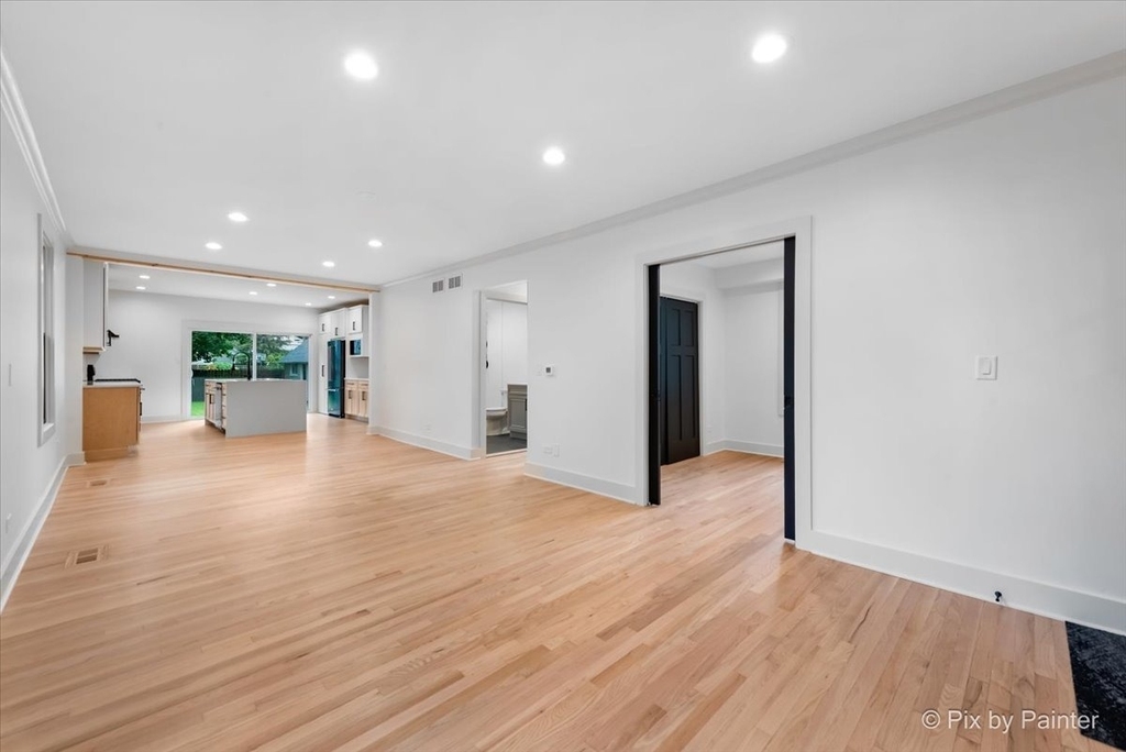 518 Illinois Street - Photo 8