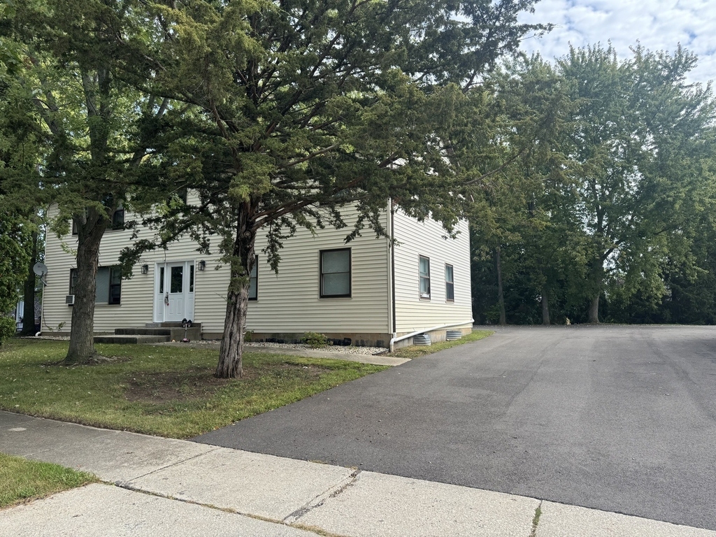 479 Eisenhower Street - Photo 1