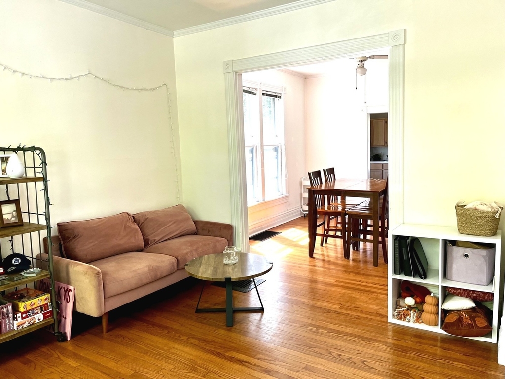 810 Simpson Street - Photo 8