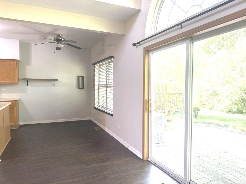 4013 Oak Tree Lane - Photo 6