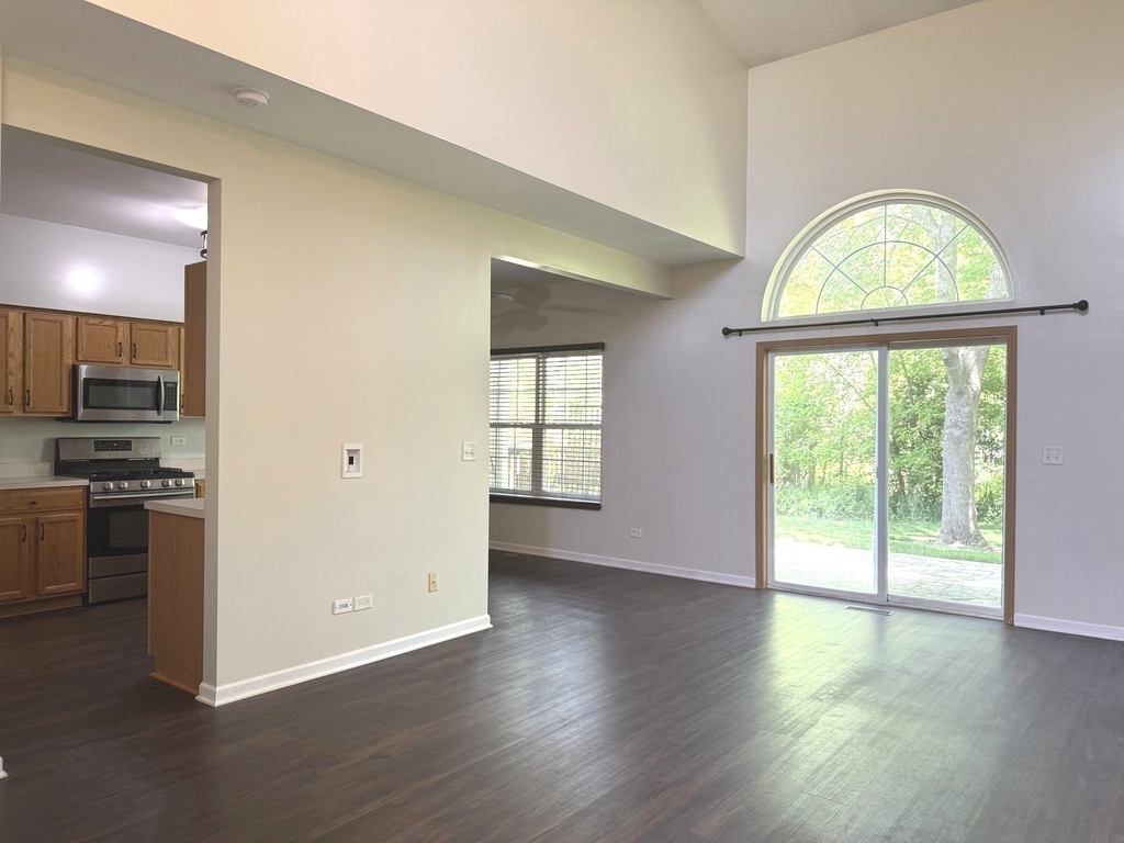 4013 Oak Tree Lane - Photo 3