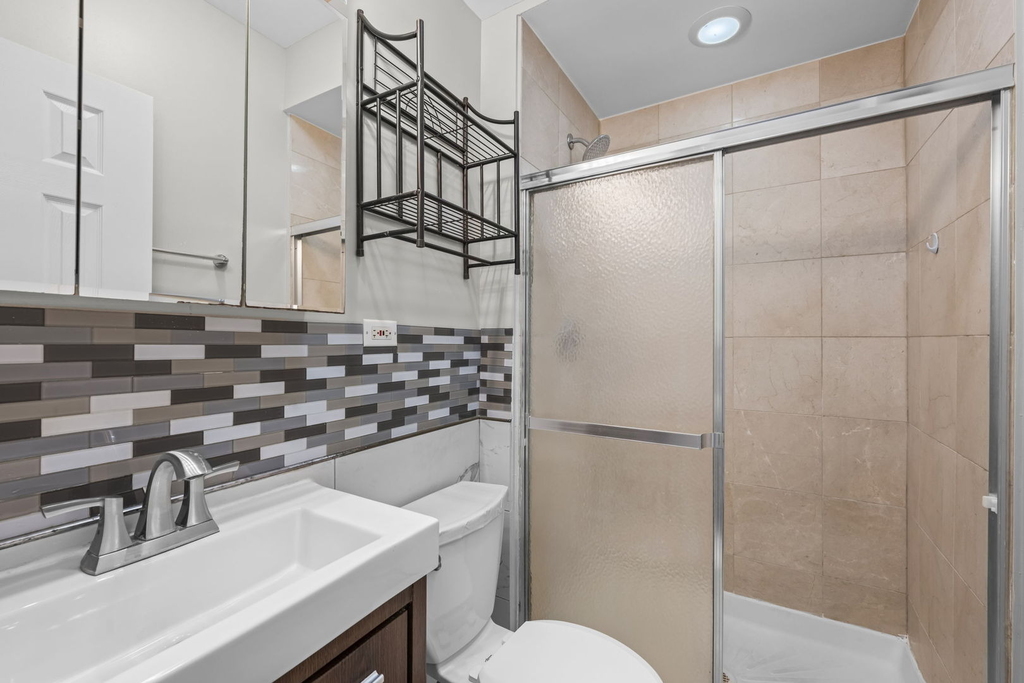 9100 Lamon Avenue - Photo 11