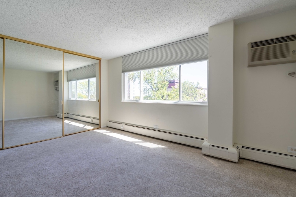 2211 S Highland Avenue - Photo 8