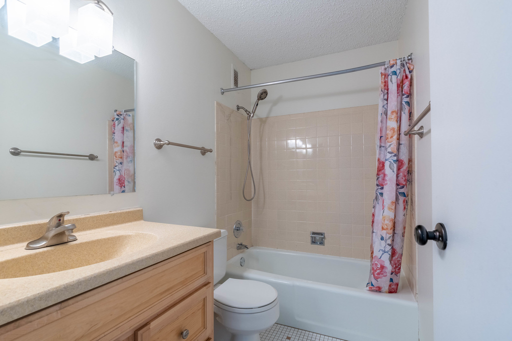 2211 S Highland Avenue - Photo 6