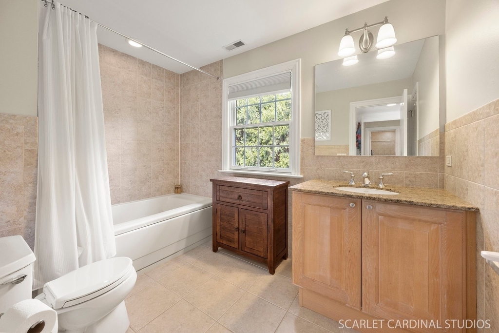 219 N Fremont Street - Photo 20