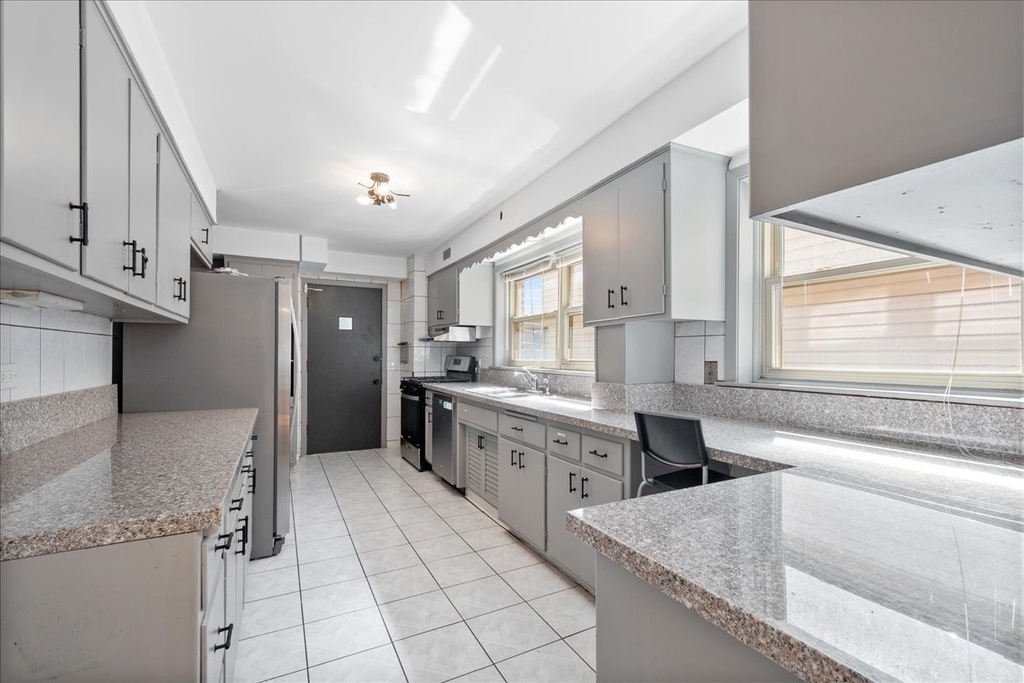 1414 Dobson Street - Photo 8