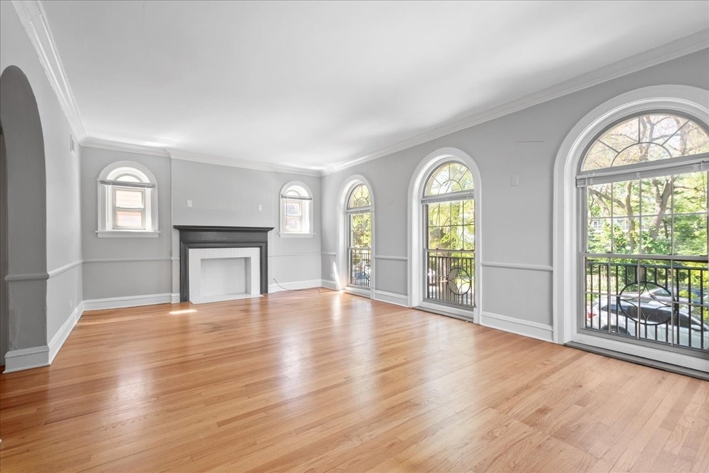 1414 Dobson Street - Photo 3