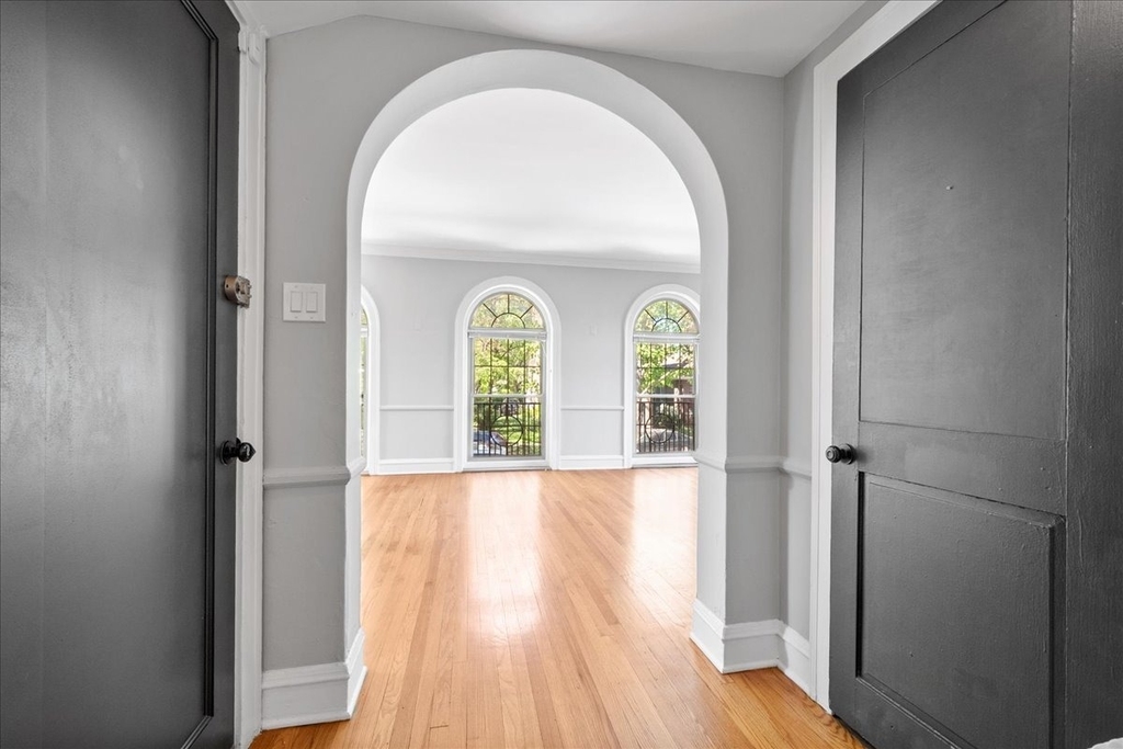 1414 Dobson Street - Photo 2
