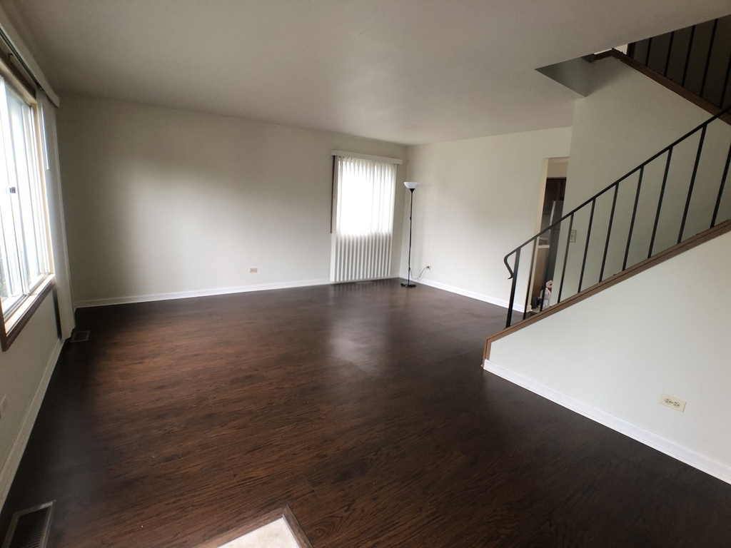 1208 Needham Road - Photo 2