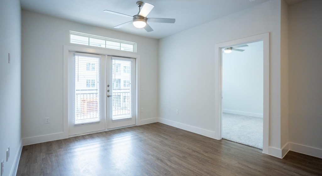 11111 Nexus Avenue - Photo 5