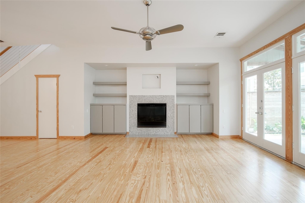 5425 Dickson Street - Photo 15