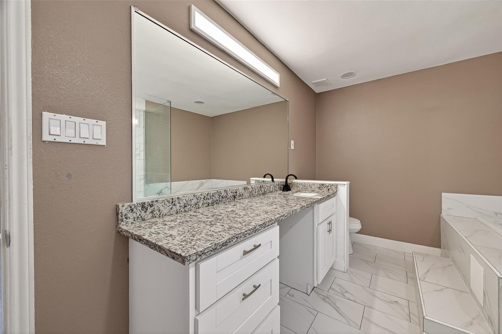 24006 Lone Elm Drive - Photo 17