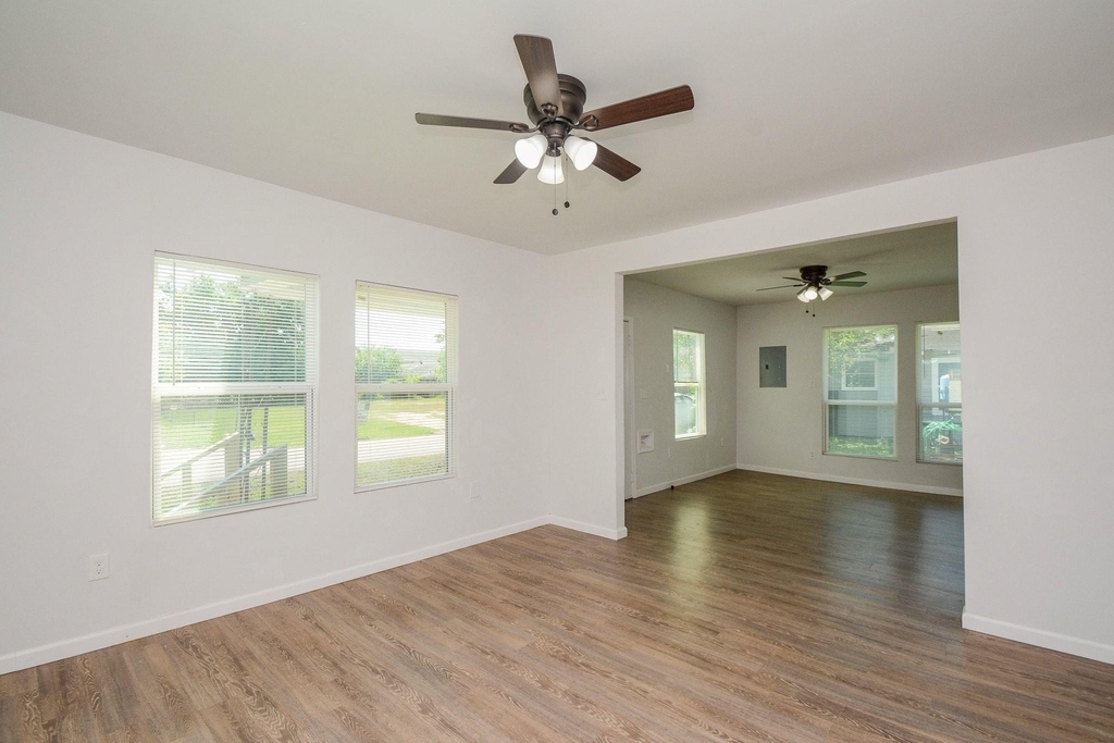 3013 Brackenridge Street - Photo 3