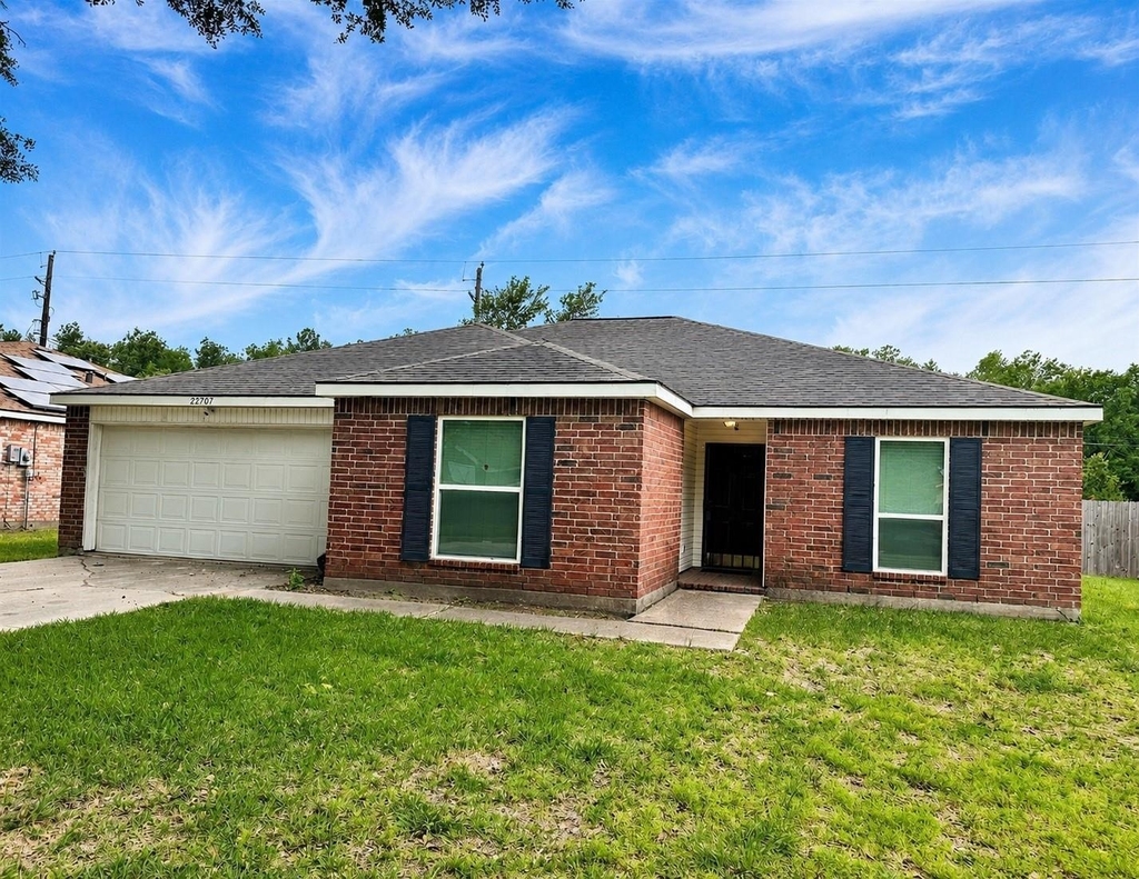22707 Bridgewater Drive - Photo 0