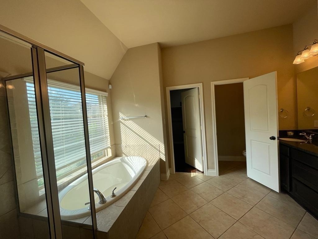 6706 Aqua Falls - Photo 8