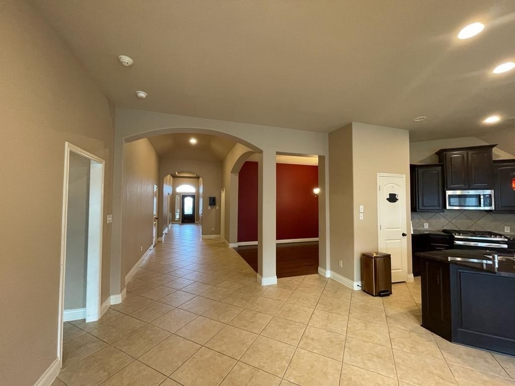 6706 Aqua Falls - Photo 3