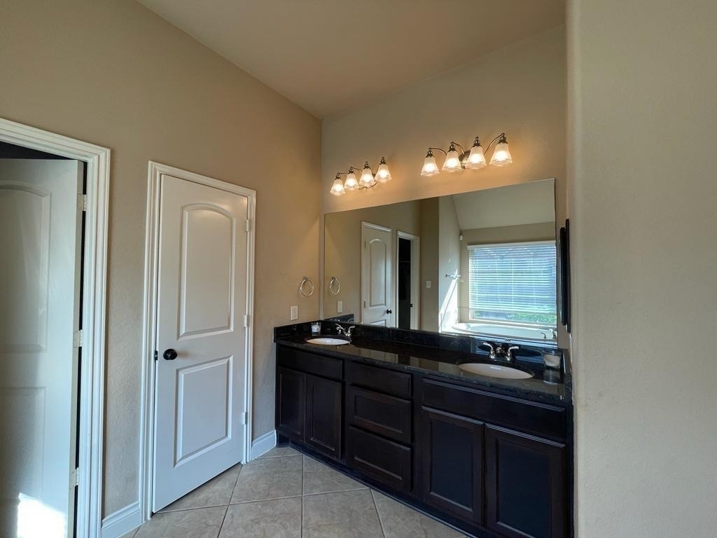 6706 Aqua Falls - Photo 10