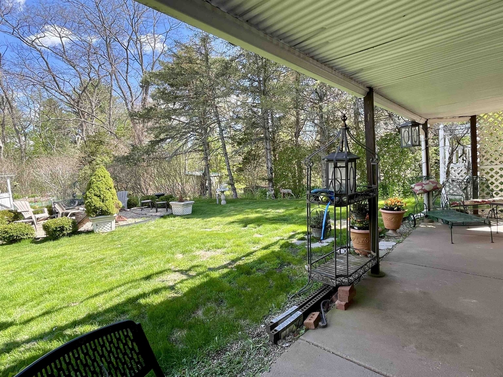 146 Elm - Photo 4