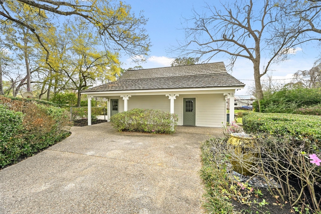 13835 Jarvis Road - Photo 34