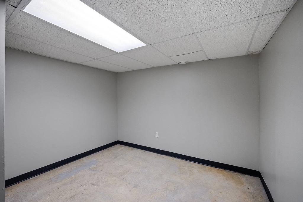 131 Forest Hill - Photo 44