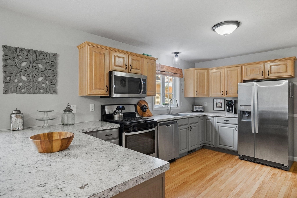 131 Forest Hill - Photo 18