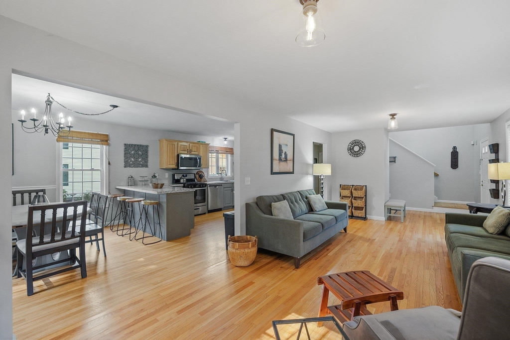 131 Forest Hill - Photo 7
