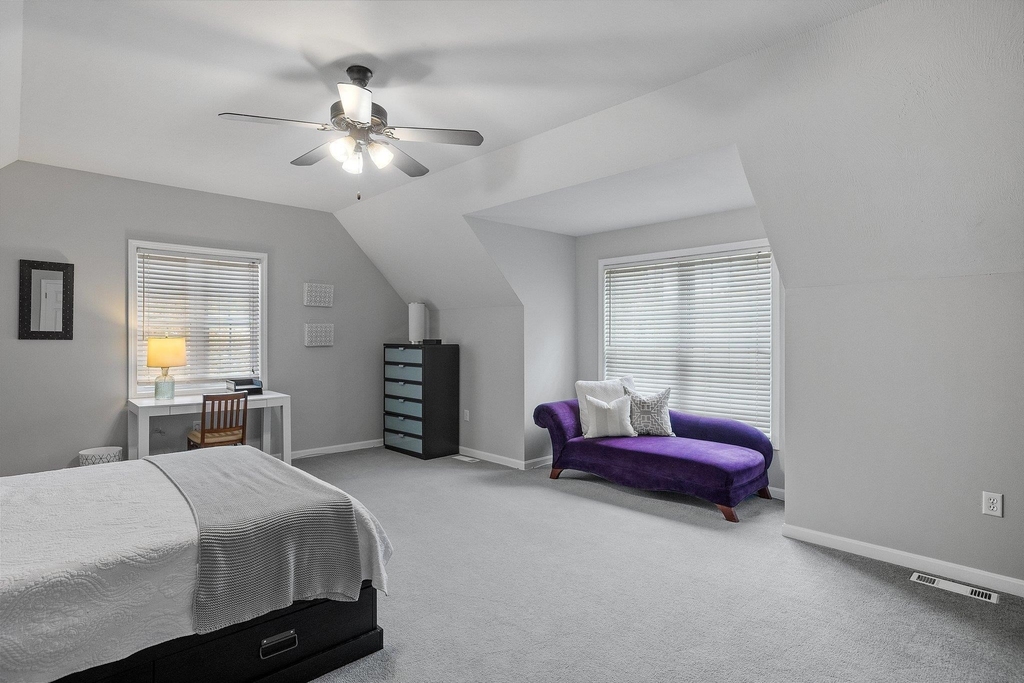 131 Forest Hill - Photo 36