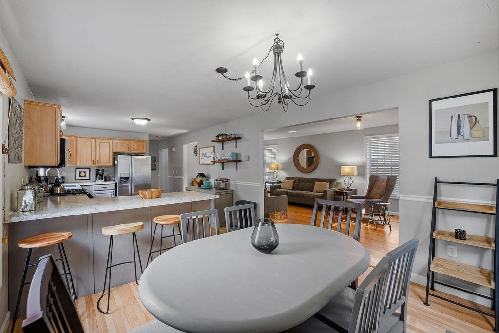 131 Forest Hill - Photo 6