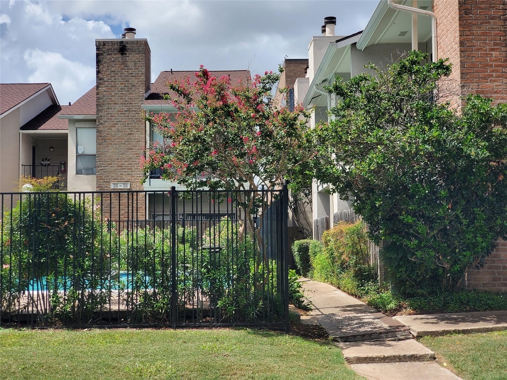 1818 Augusta Drive - Photo 23