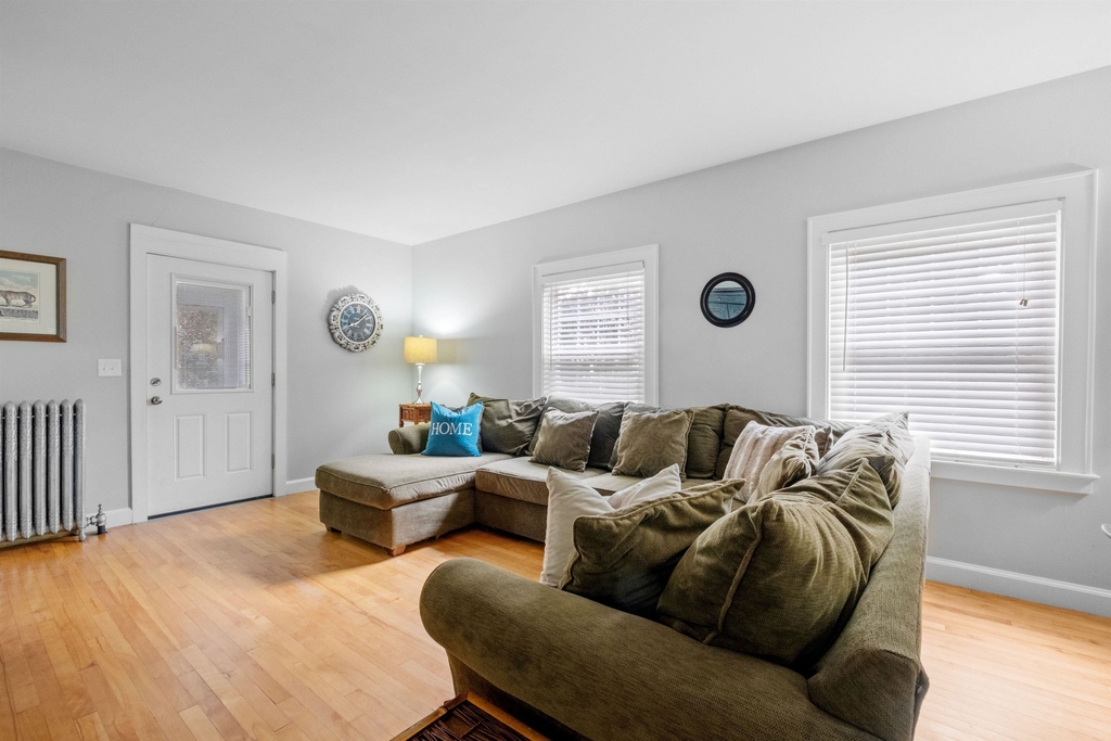 989 Union - Photo 23