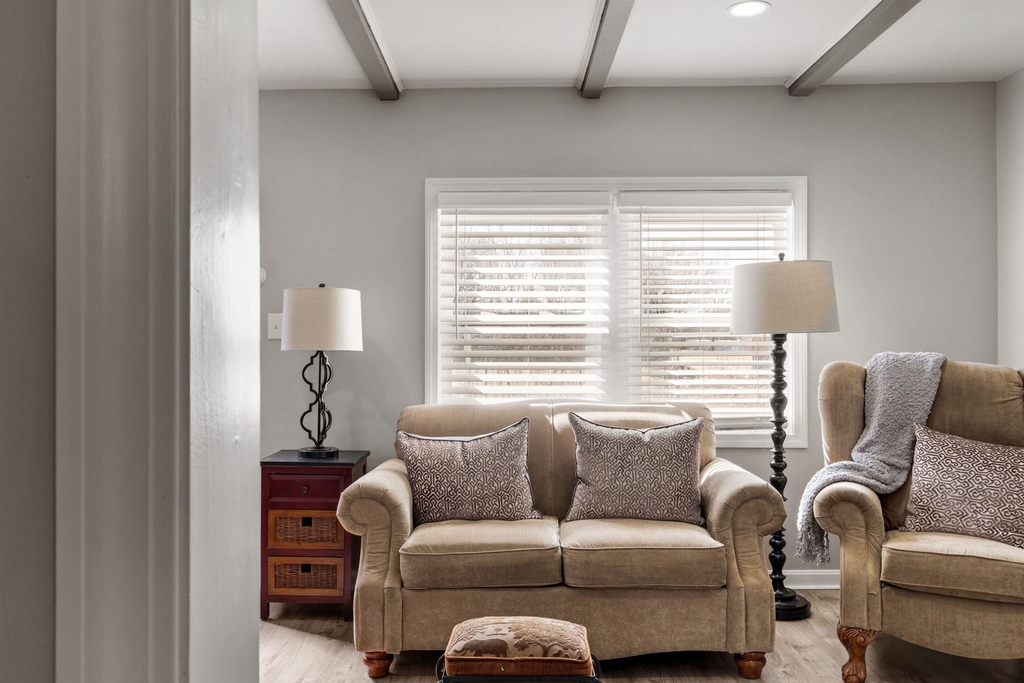 792 Grove - Photo 2