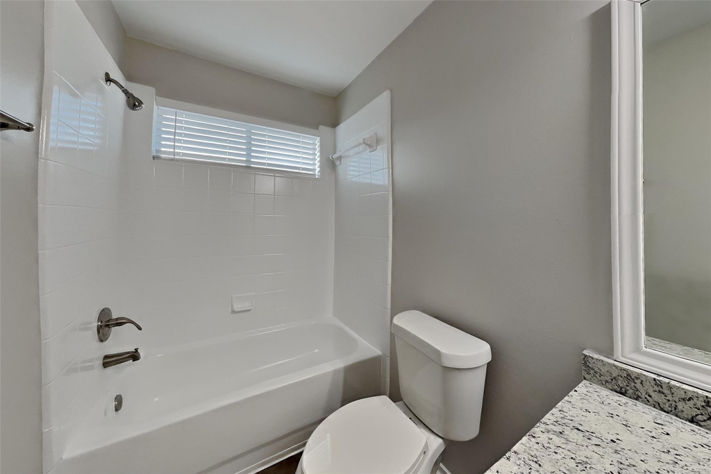 1806 Usher Court - Photo 15