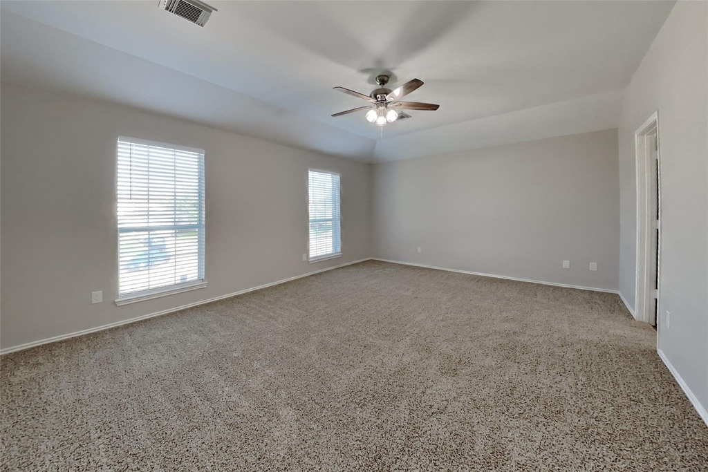 1806 Usher Court - Photo 8