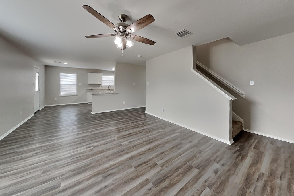 1806 Usher Court - Photo 3