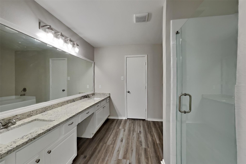 1806 Usher Court - Photo 9